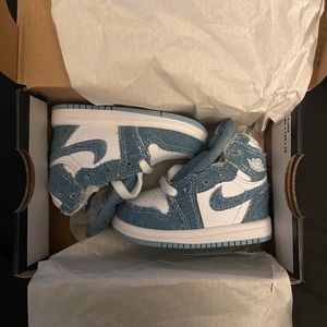 Jordan 1 Retro High OG (TD) White/Boarder Blue-Chile Red 3C